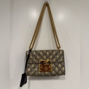 Gucci Padlock GG Supreme Bee Shoulder Bag Gold Chain Small Crossbody Rare